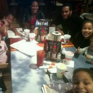 Meet your Posher, Roxanne